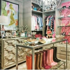 Meet your Posher, Trendy